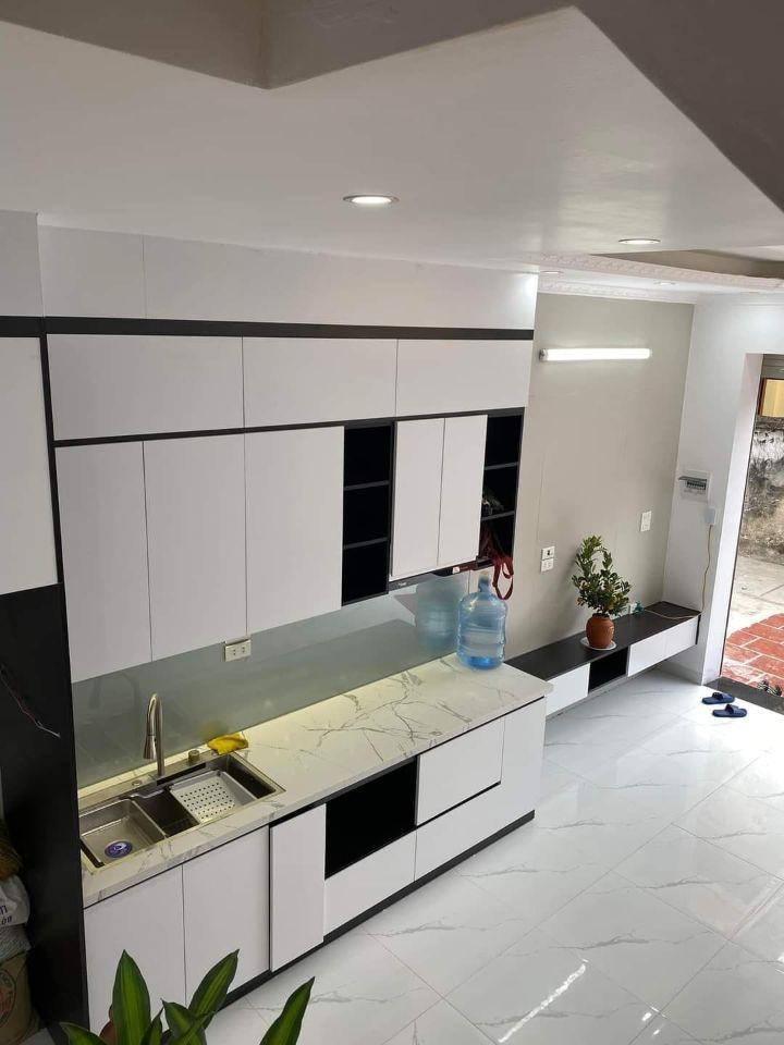 Bán nhà An Khánh, gần khu biệt thự 32M 5 Tầng, ngõ vào 3m, ô tô đỗ cạnh nhà giá 4.6 tỷ