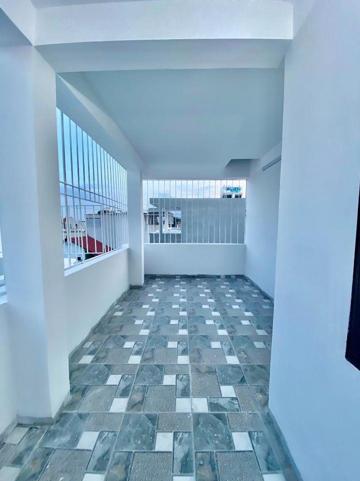 Chỉ 2 tỷ có nhà La Phù, Lê Trọng Tấn 32M2, 5 Tầng, 3 phòng, có nội thất, đầy đủ tiện ích