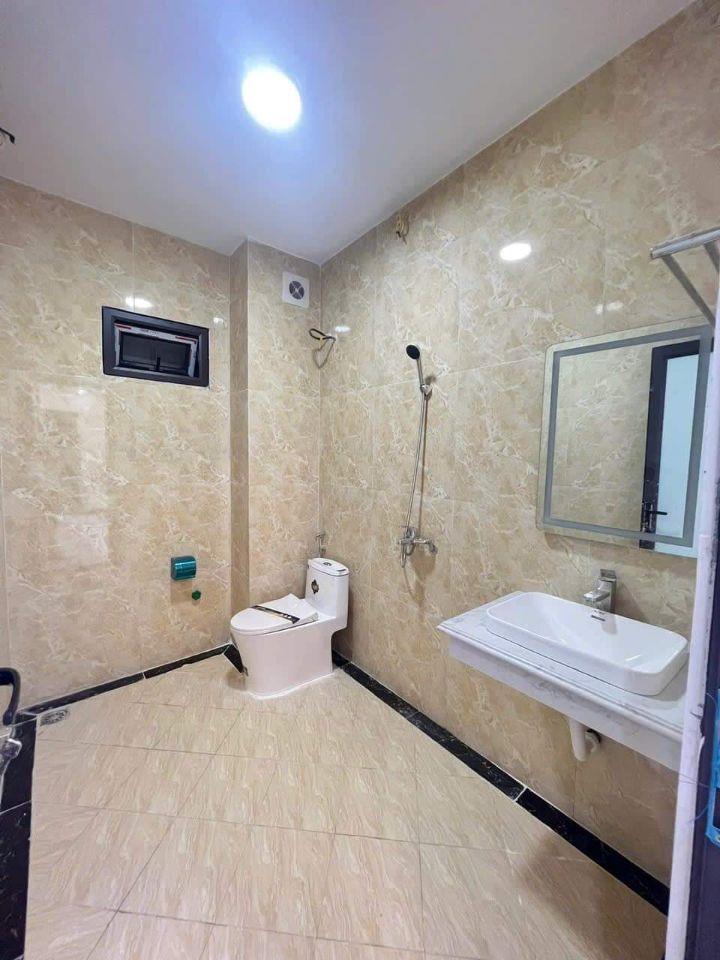 Bán nhà Đại Mỗ xây 5 Tầng, 4P Ngủ, ngõ rộng ô tô đỗ gần, tiện ích đầy đủ giá 5 tỷ