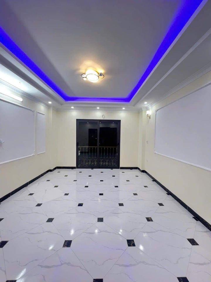 Bán nhà Đại Mỗ xây 5 Tầng, 4P Ngủ, ngõ rộng ô tô đỗ gần, tiện ích đầy đủ giá 5 tỷ