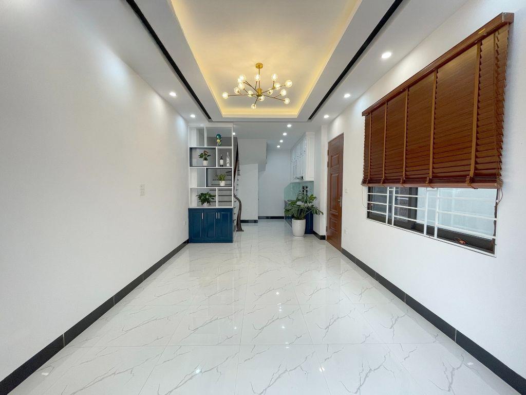 Bán nhà Đại Mỗ 32M 5 Tầng, 3P Ngủ giá thấp nhất khu vực giá 6 tỷ