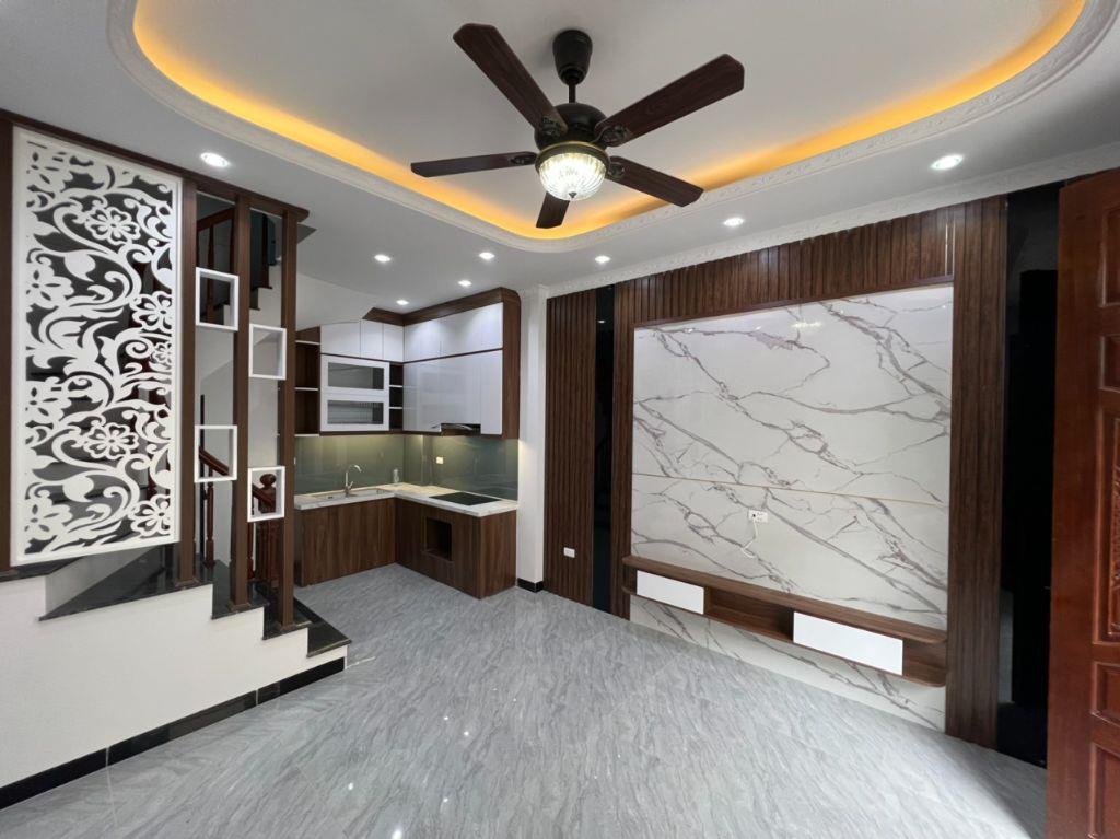 Bán nhà Xuân Phương 33,5M, 5 Tầng, 4 phòng, ngõ rộng thoáng, gần Mỹ Đình 3km giá 5.2 tỷ