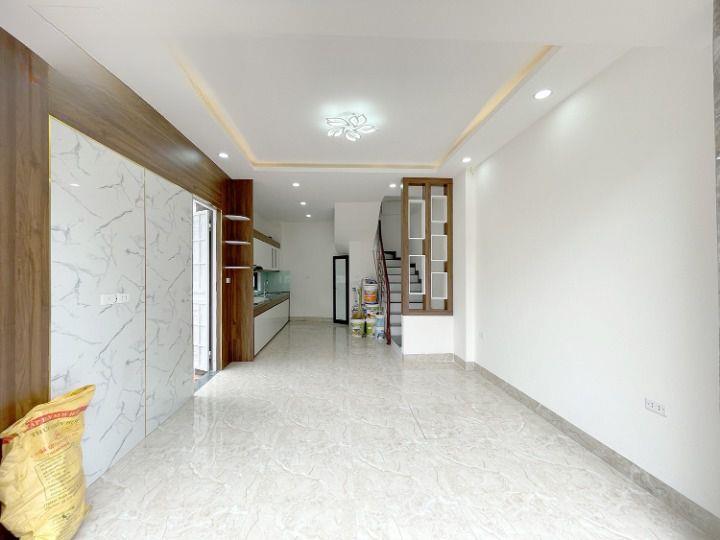 Nhà đẹp Xuân Phương giá tốt, ô tô đỗ, trung tâm kinh doanh