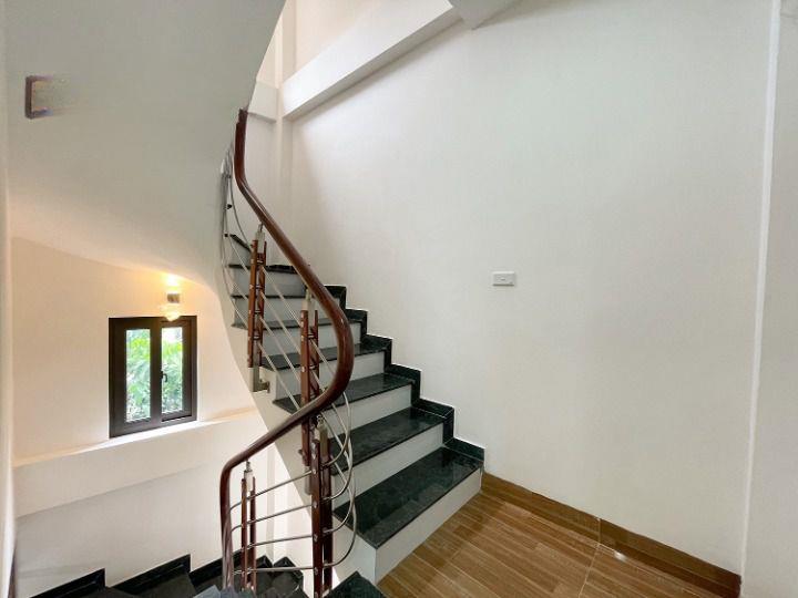 Nhà đẹp Xuân Phương giá tốt, ô tô đỗ, trung tâm kinh doanh