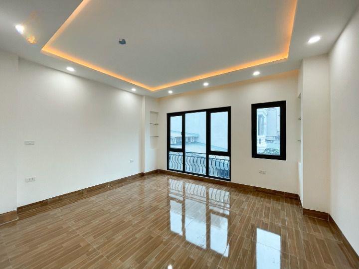 Nhà đẹp Xuân Phương giá tốt, ô tô đỗ, trung tâm kinh doanh