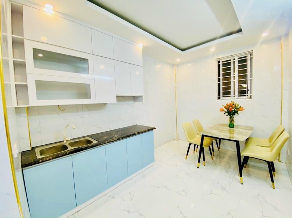 Bán nhà Yên Sở 41M 4 Tầng, 4 ngủ, chỉ 20m ô tô đỗ giá 4.2 tỷ