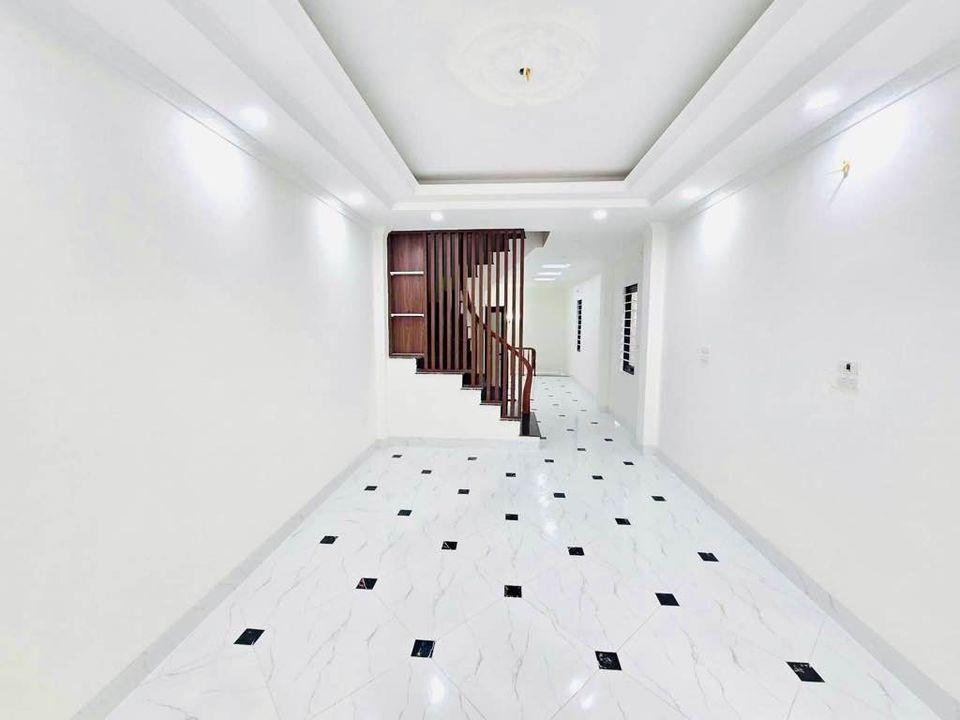 Bán nhà Vân Canh gần Trịnh Văn Bô 40M, 4 Tầng, 4P Ngủ, 50m ô tô đỗ giá 5.5 tỷ