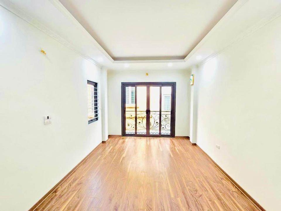 Bán nhà Vân Canh gần Trịnh Văn Bô 40M, 4 Tầng, 4P Ngủ, 50m ô tô đỗ giá 5.5 tỷ