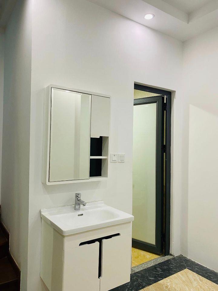 Bán nhà Đại Mỗ, Nam Từ Liêm 37M 6 Tầng, Thang Máy, ô tô đỗ gần giá 7.5 tỷ