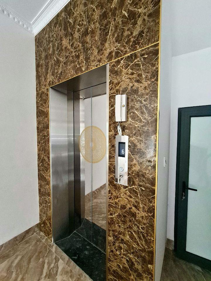 Bán nhà Đại Mỗ, Nam Từ Liêm 37M 6 Tầng, Thang Máy, ô tô đỗ gần giá 7.5 tỷ