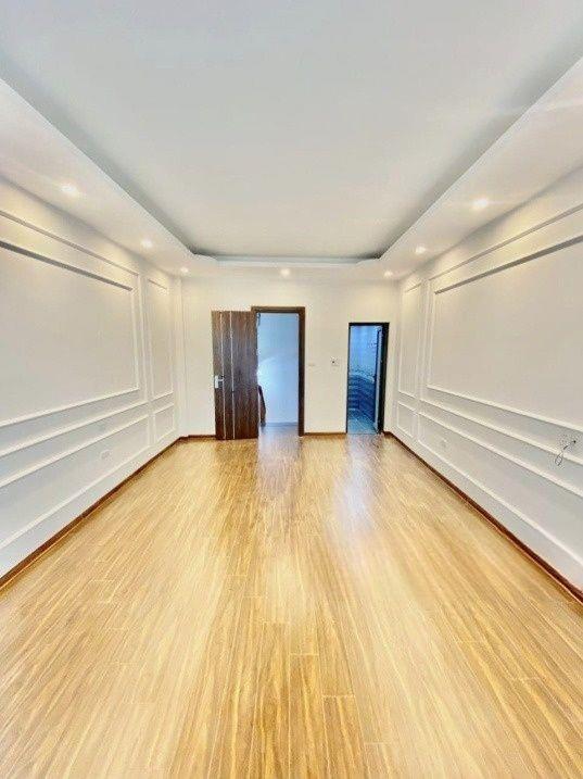 Nhà mặt đường Đại Mỗ 31M 5 Tầng, 3 phòng, kinh doanh, ô tô đỗ giá 7 tỷ