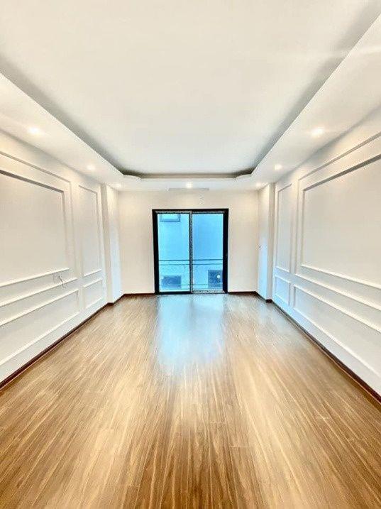 Nhà mặt đường Đại Mỗ 31M 5 Tầng, 3 phòng, kinh doanh, ô tô đỗ giá 7 tỷ