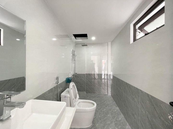 Bán nhà Tân Lập, gần trung tâm Trạm Trôi, xây 5 Tầng, 4 phòng, 20m ô tô đỗ giá 4.2 tỷ