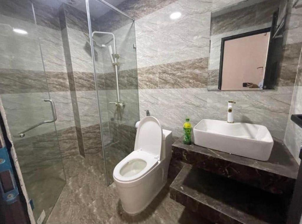 Bán nhà La Phù xây 5 Tầng, 3p ngủ, gần đường lớn, ô tô đỗ sát nhà,gần Dương Nội giá 4.25 tỷ