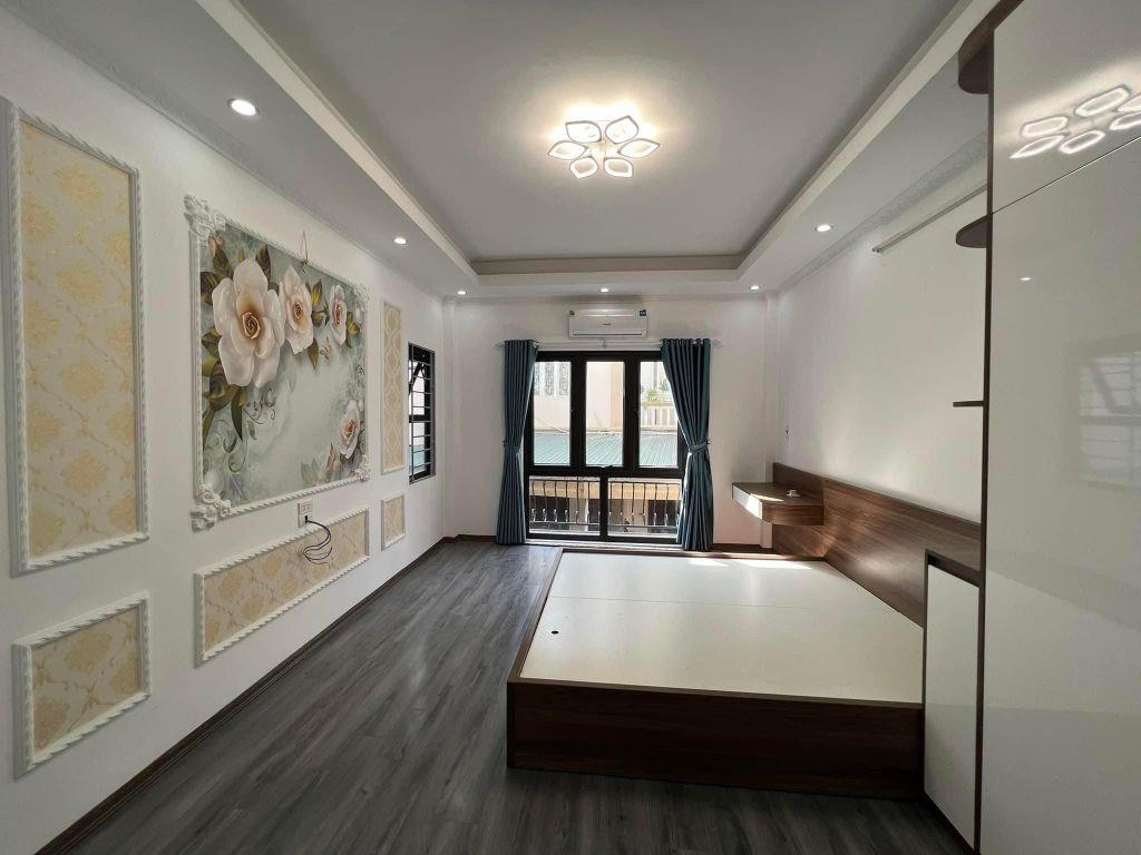 Bán nhà La Phù xây 5 Tầng, 3p ngủ, gần đường lớn, ô tô đỗ sát nhà,gần Dương Nội giá 4.25 tỷ