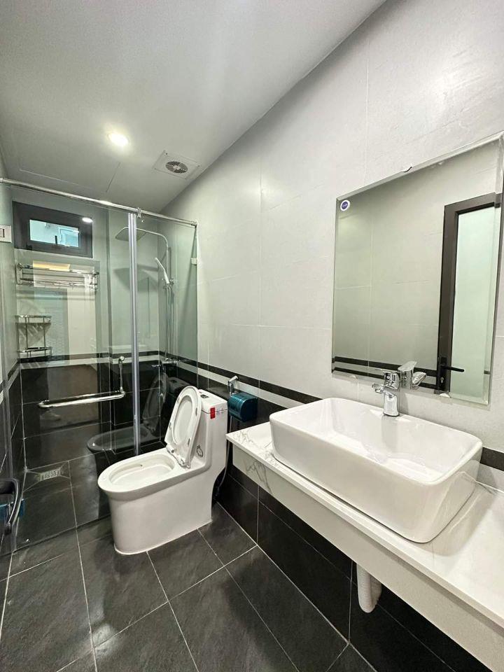 Nhà đẹp Tân Lập, Đan Phương, gần Vinhomes xây 5 Tầng, 4 phòng, nội thất đẹp giá 4.25 tỷ
