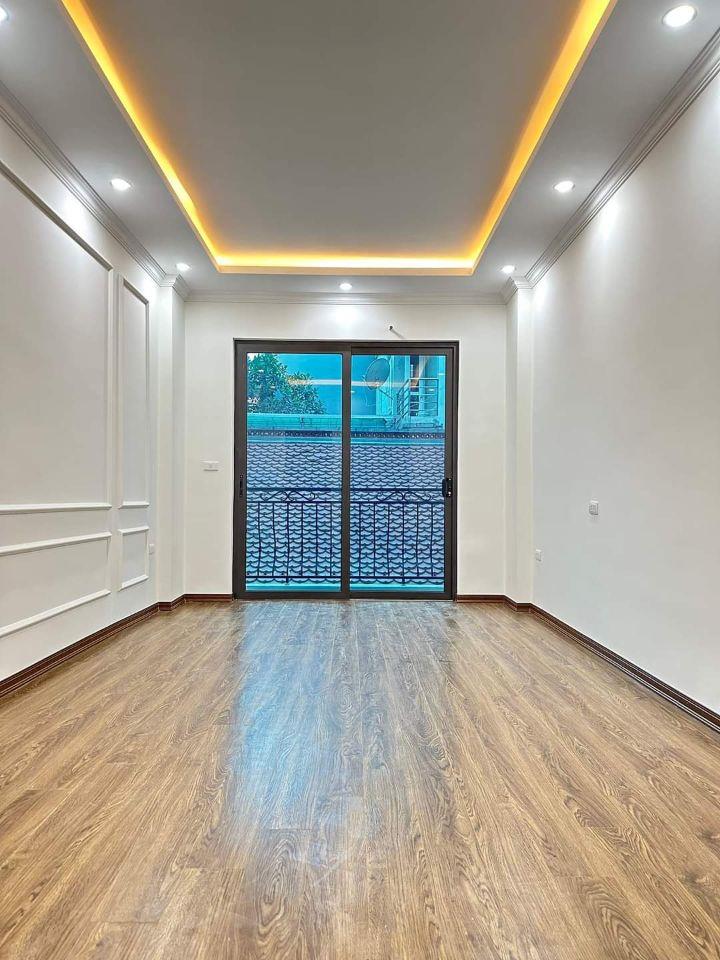 Nhà đẹp Tân Lập, Đan Phương, gần Vinhomes xây 5 Tầng, 4 phòng, nội thất đẹp giá 4.25 tỷ
