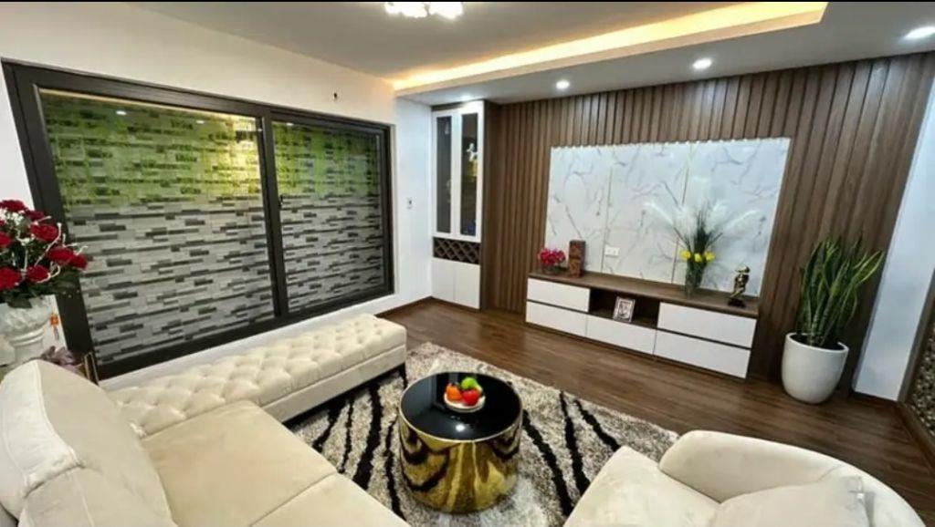 Siêu phẩm nhà La Phù 38M 5 Tầng, gác lửng, 5P ngủ, ô tô đỗ gần giá 5.3 tỷ