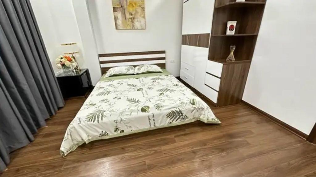 Siêu phẩm nhà La Phù 38M 5 Tầng, gác lửng, 5P ngủ, ô tô đỗ gần giá 5.3 tỷ