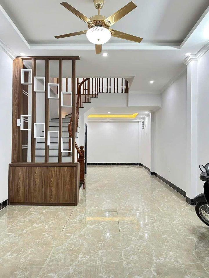 Nhà đẹp Vân Canh 38M 5 Tầng, gác lửng, 5P ngủ, ô tô đỗ gần giá 5.8 tỷ
