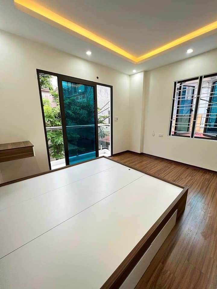 Nhà đẹp Vân Canh 38M 5 Tầng, gác lửng, 5P ngủ, ô tô đỗ gần giá 5.8 tỷ