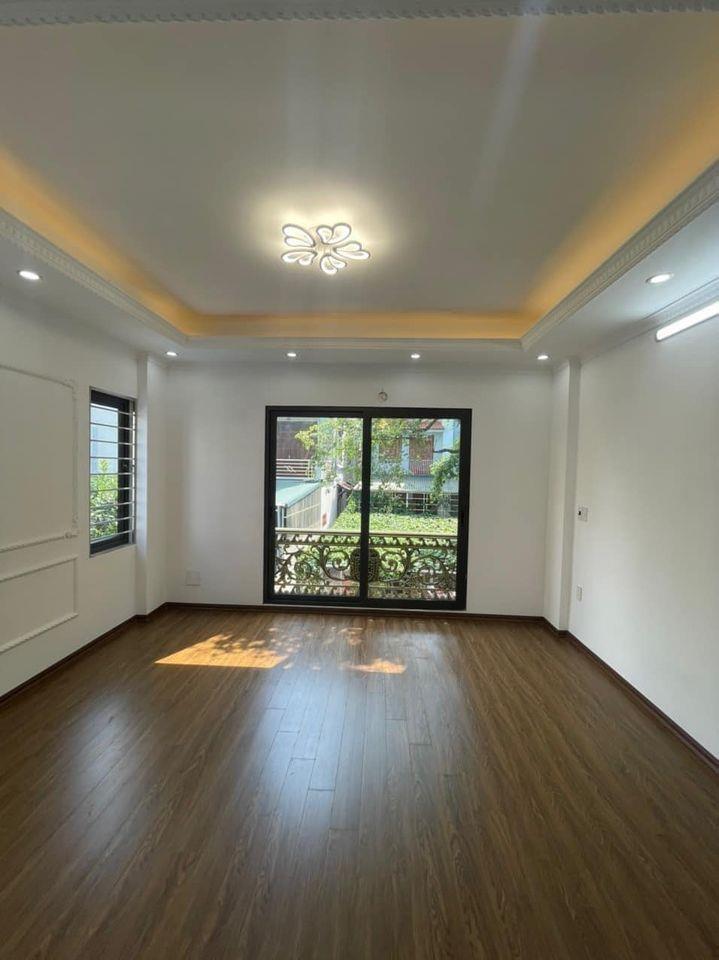 Nhà đẹp Vân Canh 38M 5 Tầng, gác lửng, 5P ngủ, ô tô đỗ gần giá 5.8 tỷ