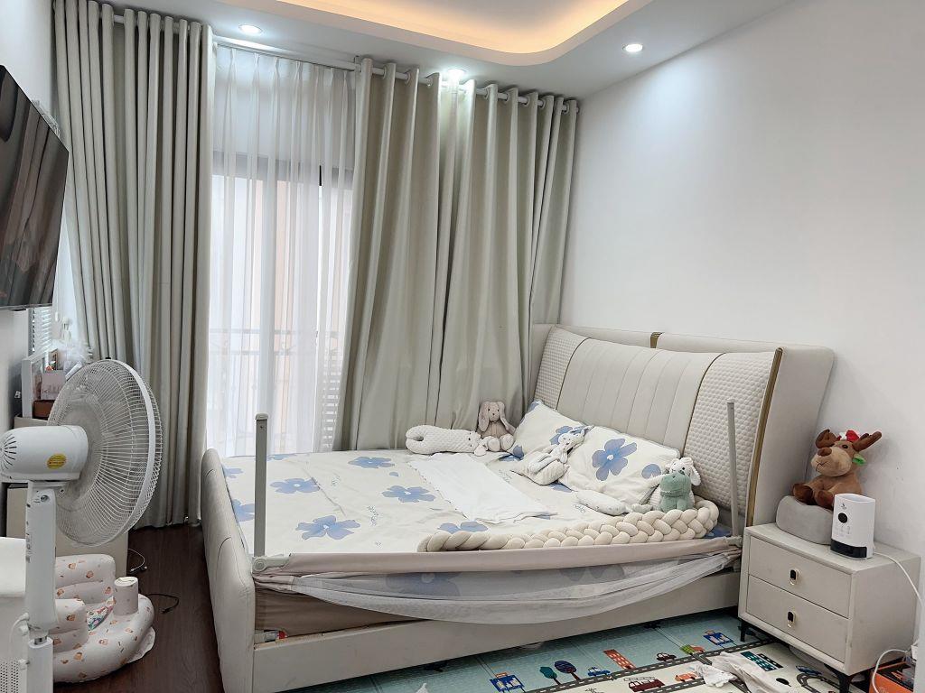 Bán nhà Vân Canh 43M 4 Tầng, 2 mặt thoáng, tặng nội thất, gần đường lớn giá 5.5 tỷ