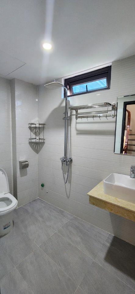 Bán nhà Tiền Yên 42M 4 Tầng, 4 ngủ, đường 4m ô tô đỗ cửa, đi Mỹ Đình 15 phút giá 4.3 tỷ