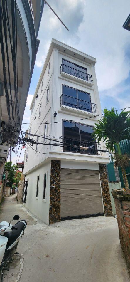 Bán nhà Tiền Yên 42M 4 Tầng, 4 ngủ, đường 4m ô tô đỗ cửa, đi Mỹ Đình 15 phút giá 4.3 tỷ
