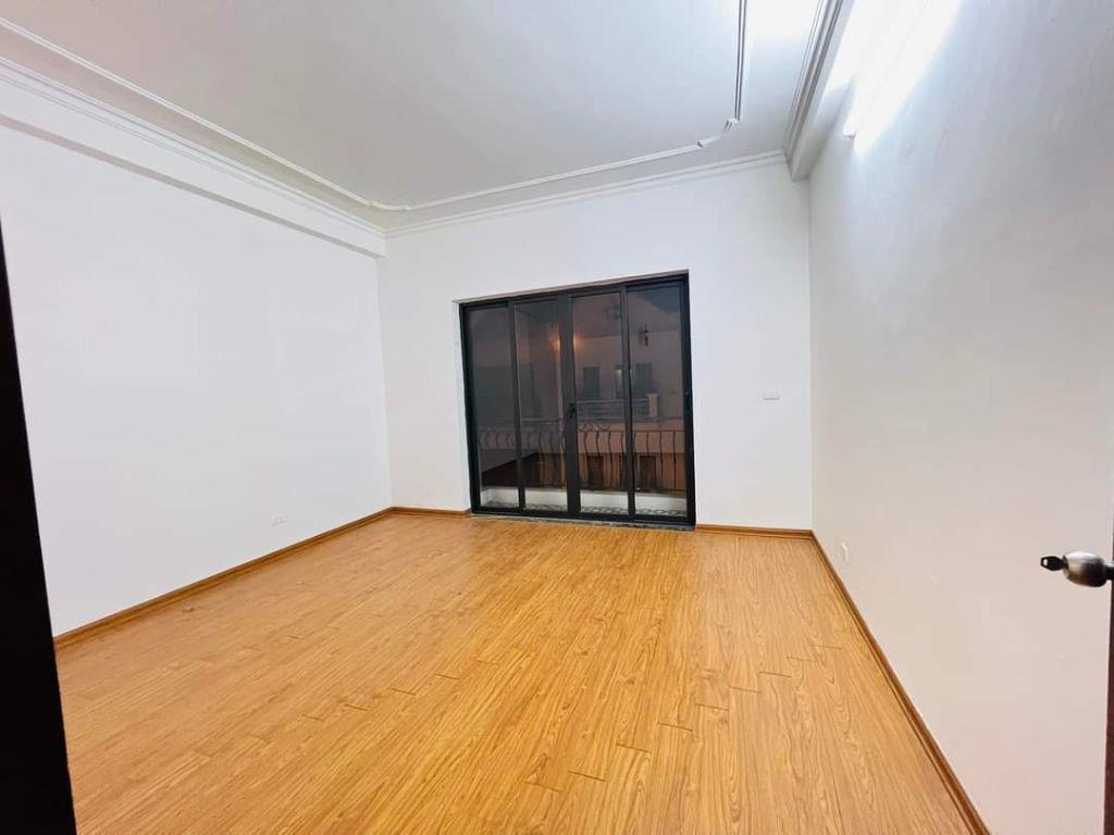 Bán nhà Tây Mỗ 43M 5 Tầng, 5 ngủ, ngõ 4m thông thoáng, gần Mỹ Đình 4km giá 5.7 tỷ