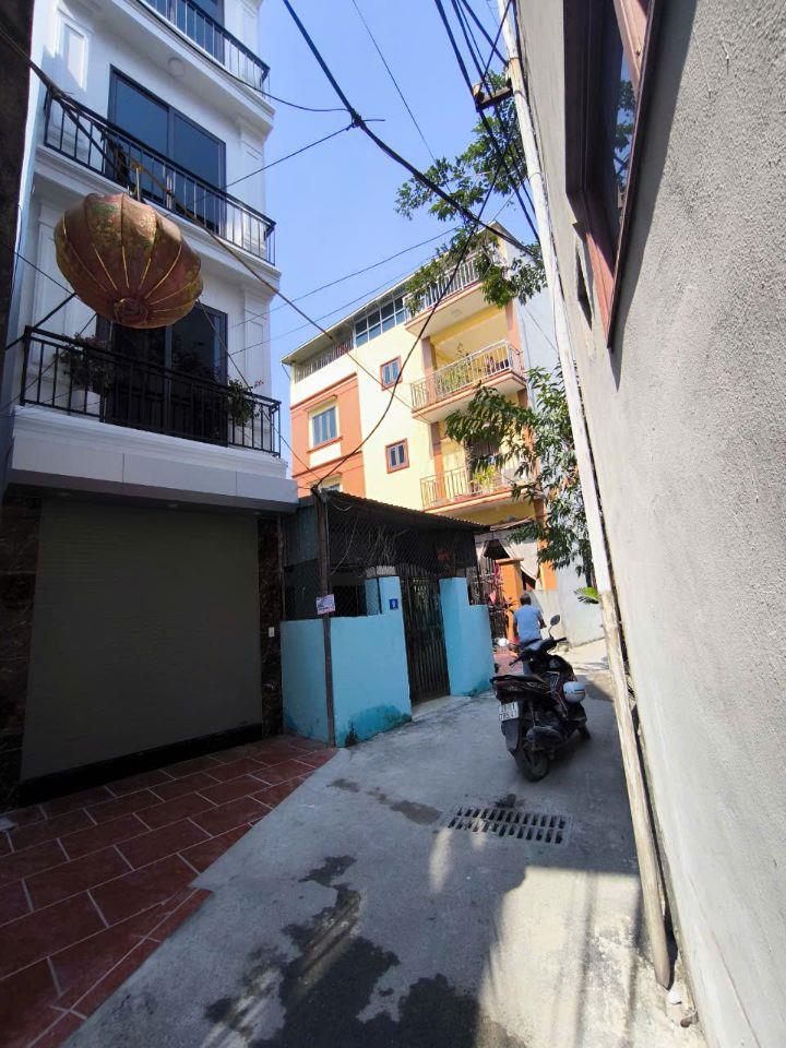 Bán nhà Tây Mỗ 43M 5 Tầng, 5 ngủ, ngõ 4m thông thoáng, gần Mỹ Đình 4km giá 5.7 tỷ