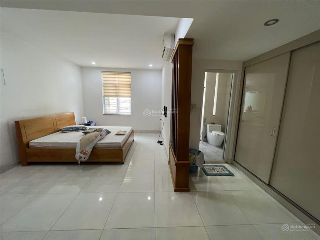 Nhà cityland garden hills (5 x 20m) 1 hầm  4 lầu