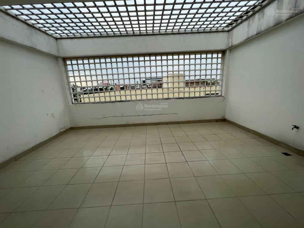 Nhà cityland garden hills (5 x 20m) 1 hầm  4 lầu