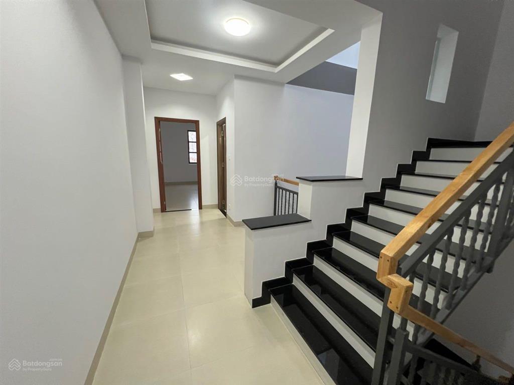 Mặt tiền cityland nguyễn văn lượng (đối diện chi cục thuế) 5x20m = 1 trệt 4 lầu
