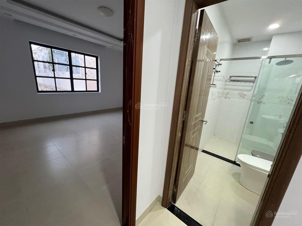 Mặt tiền cityland nguyễn văn lượng (đối diện chi cục thuế) 5x20m = 1 trệt 4 lầu