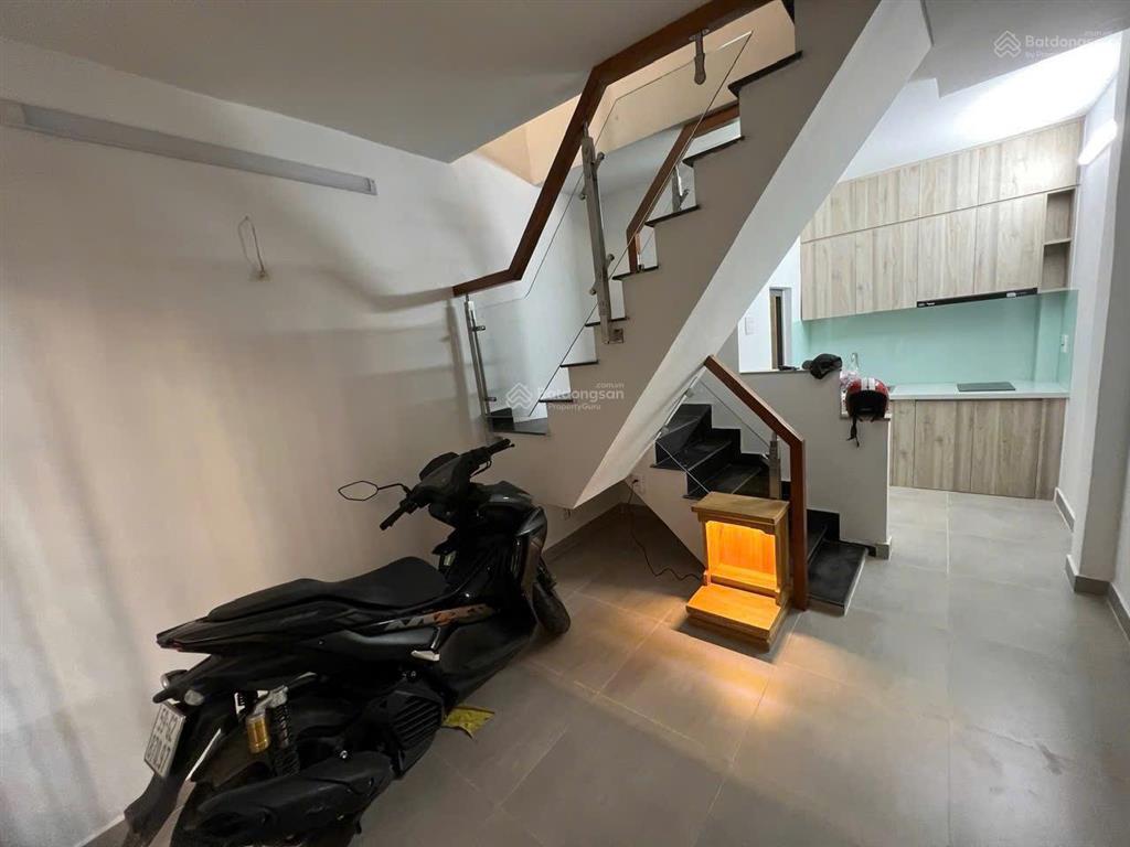 Hoa hồng 50 triệu, thân gửi bán nhà phạm văn chiêu gò vấp