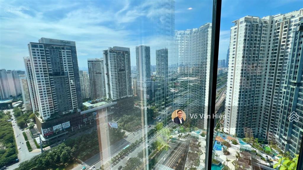 Căn góc 2 phòng ngủ. giá 9.4 tỷ all in. tin giá thật 100%