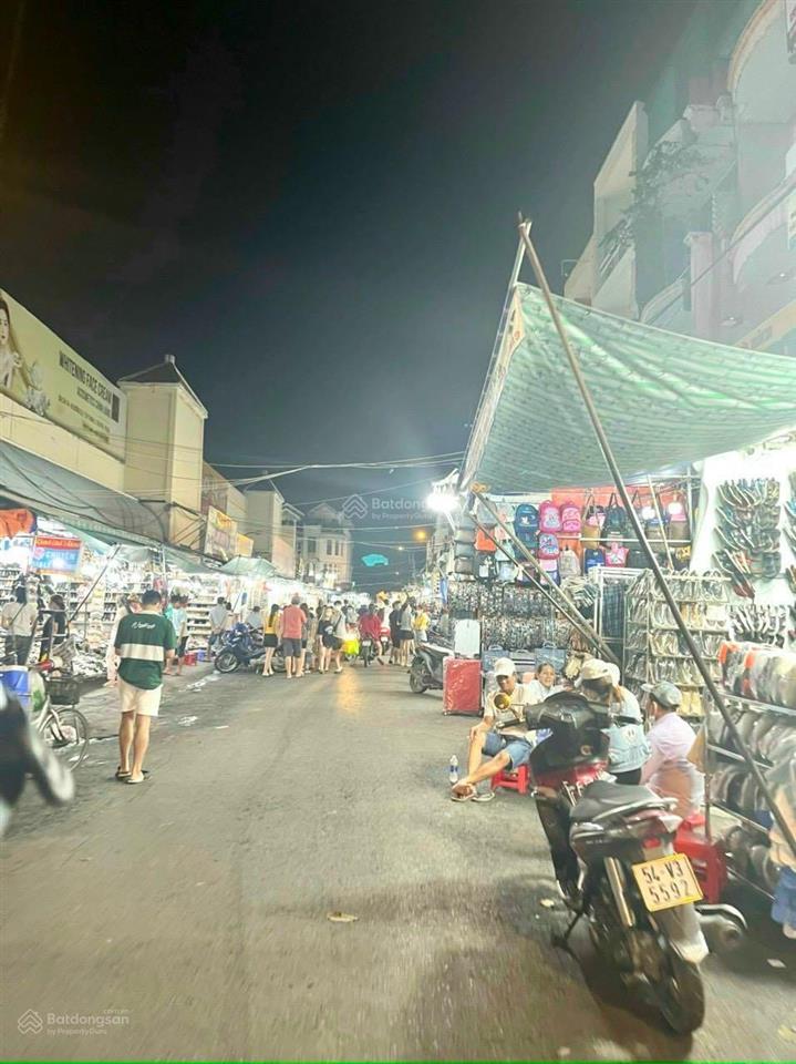 Bán nhà 1t, 2l, st (90m2) mặt tiền kinh doanh mua bán tại chợ hạnh thông tây, p11, quận gò vấp