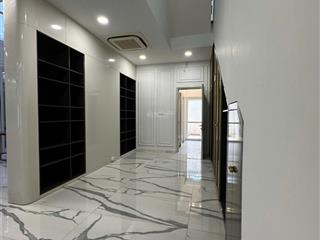 Cho thuê villa số 3 quốc hương phường thảo điền 8.5x15, trệt 2 lầu giá 42 triệu