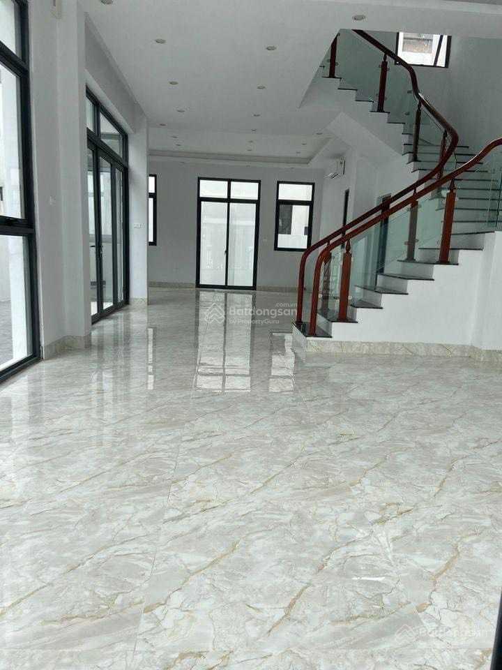 Cần cho thuê biệt thự dương nội hoàn thiện full nội thất. không giới hạn mục đích thuê