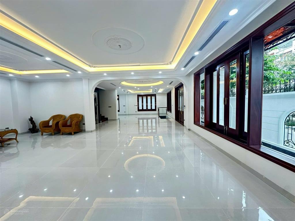 Cần cho thuê biệt thự dương nội hoàn thiện full nội thất. không giới hạn mục đích thuê