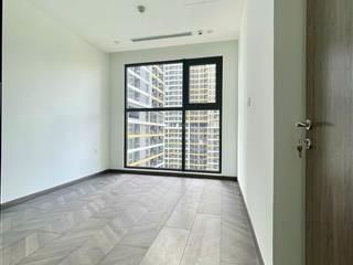 Bán căn 1pn + , beverly vinhomes q9, 55m2, tầng trung view nội khu công viên hồ bơi, giá 3tỷ ở ngay