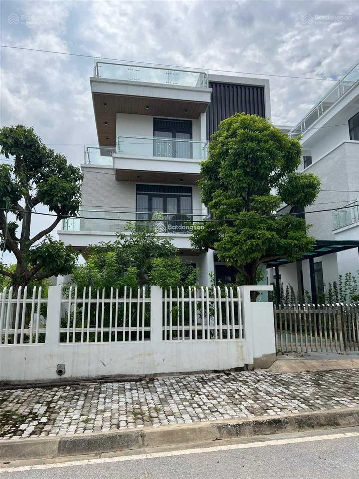 Em gắn bó sâu sát với phú cát city từ ngày đầu chuyên nghiệp không làm phiền vào việc luôn giá tốt