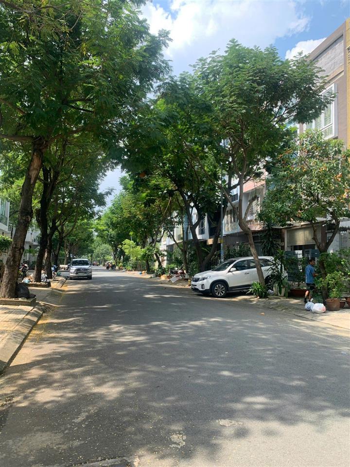 Nhà mặt tiền đường số 27, p. tân phong, q. 7