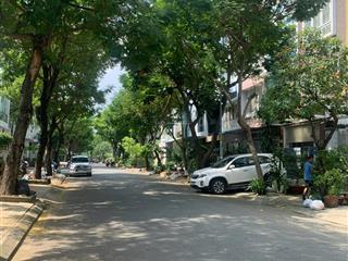 Nhà mặt tiền đường số 27, p. tân phong, q. 7