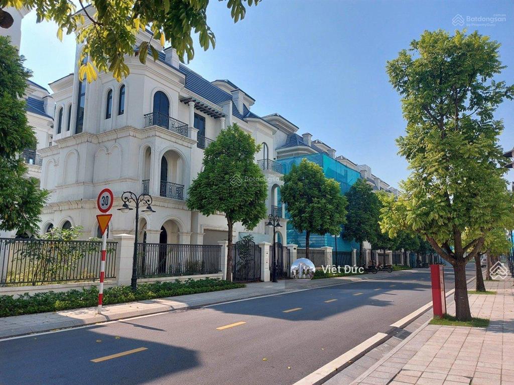 Chủ nhà cần bán song lập sao biển 150m2 giá chỉ 33 tỷ, ngay gần hồ điều hòa vinhomes ocean park