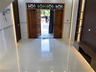 Nhà riêng bán tại cam linh, 1,36 tỷ, 131m2, 3pn, 2wc, hướng đông nam