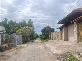 Bán đất ấp 1 xã tân hiệp, diện tích 1000m2, sổ chưa thổ cư, giá bán 5 tỷ đồng chẵn