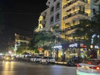 Bán nhà siêu rẻ mặt đường văn cao