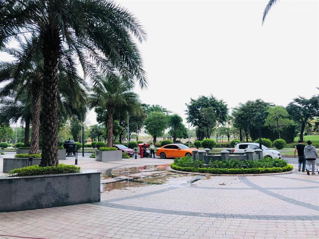 Bán shophouse vinhomes central park đầu tư tốt, có sẵn hđt giá cao.  0904 320 ***  mr. nguyên